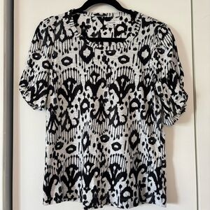 Chicos Ikat Gathered Sleeve Slub Tee Black White Cotton Modal Sz 0 Small